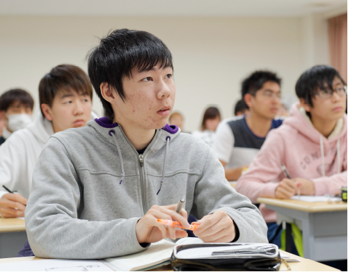 ポイント4.学生1人あたりの求人倍率約9.1社のイメージ画像授業の様子